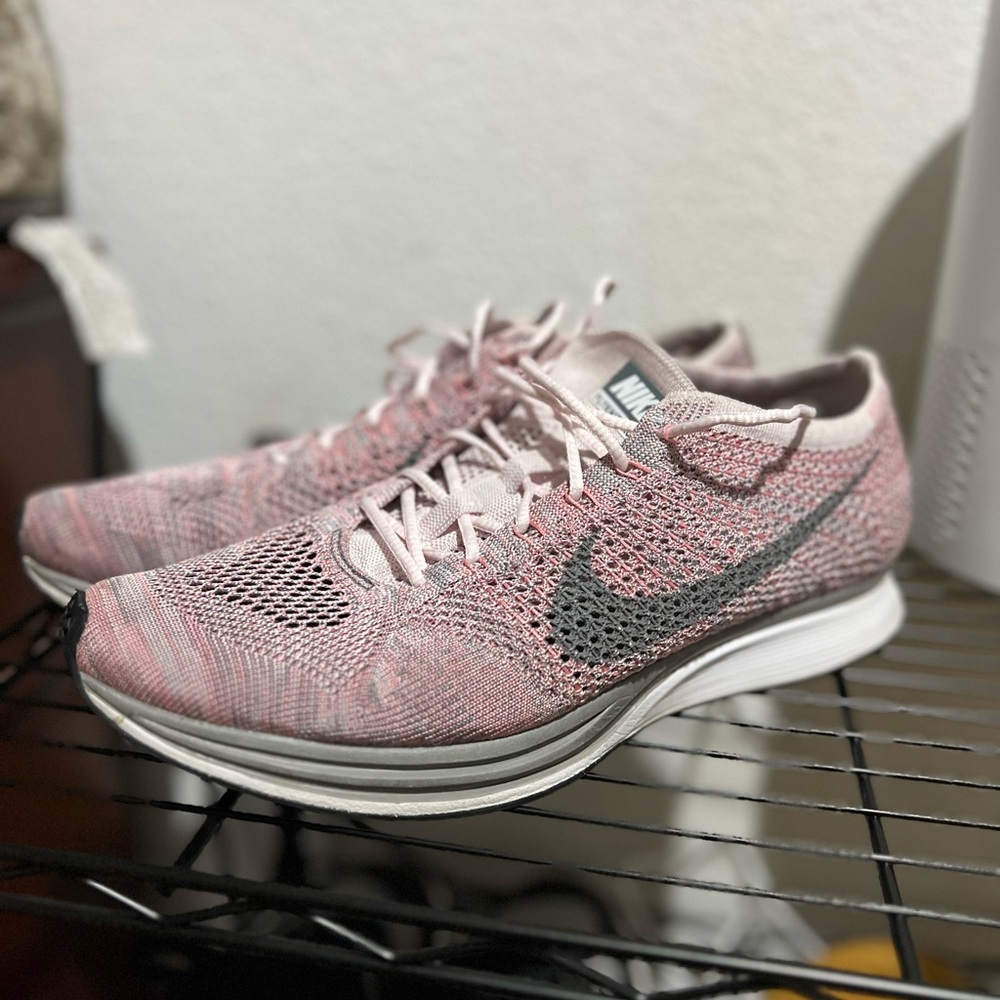 Nike flyknit racer